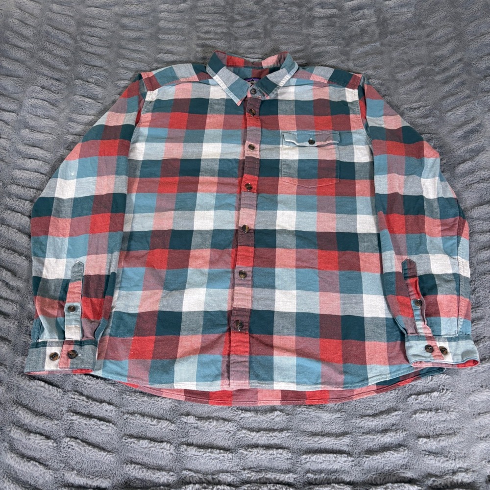 Patagonia Mens XL Organic Cotton Plaid Flannel Long Sleeve Button Shirt Red Blue